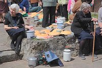 Kirchenfest alte Frauen