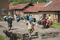 Kirchenfest in Kirchenruine