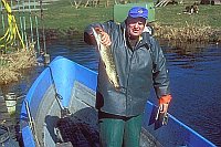 Fischer mit Hecht Mueritz