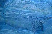 Gesteinstruktur blau wulstig