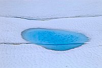 Schnee blau geschmolzen auf Se