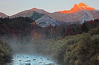 Rio Arazas Bergmassiv Morgenro
