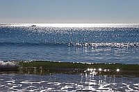 Atlantik mit Boot im Gegenlich