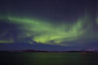 Nordlicht ueber dem Meer
