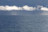 Schneefall am Meereshorizont