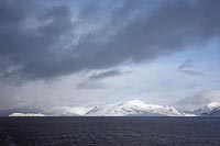Soroysund dunkelblaue Wolken